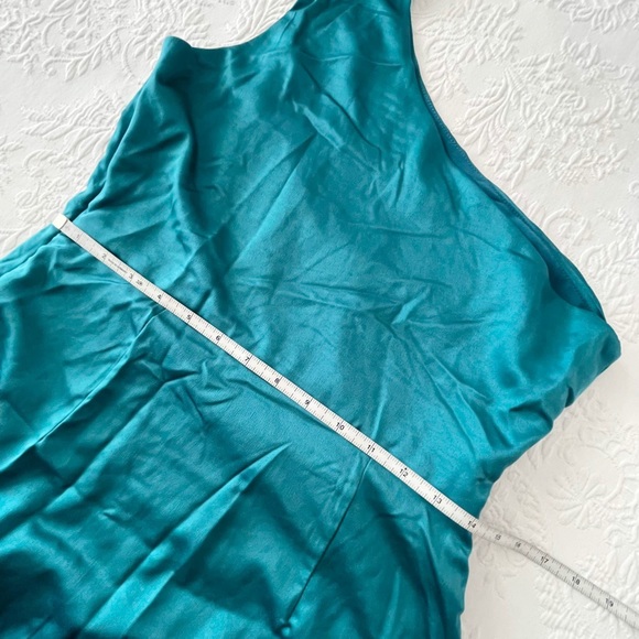 NWOT Lulus Dreaming of Elegance Dark Teal Satin One-Shoulder Maxi Dress Medium - Picture 7 of 7